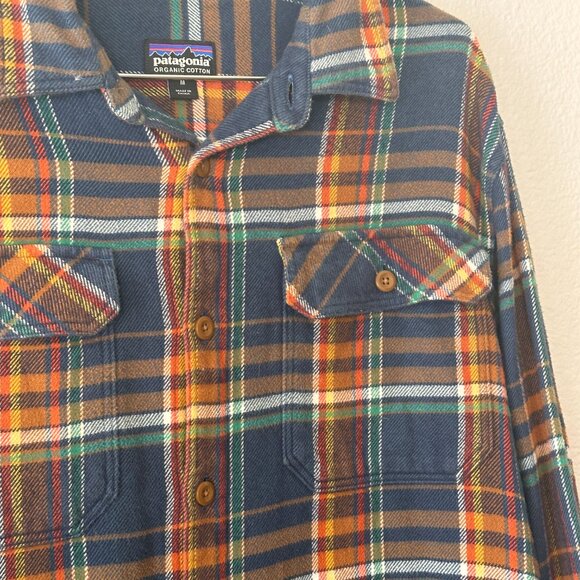 Patagonia Men's Long-Sleeved Fjord Flannel Shirt - Picture 3 of 6